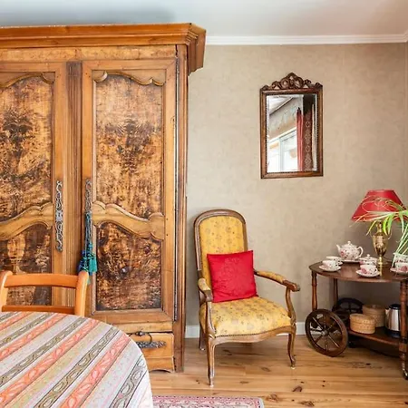 فندق مبيت وإفطار Six Chandelles M'etaient Comptees Puimoisson