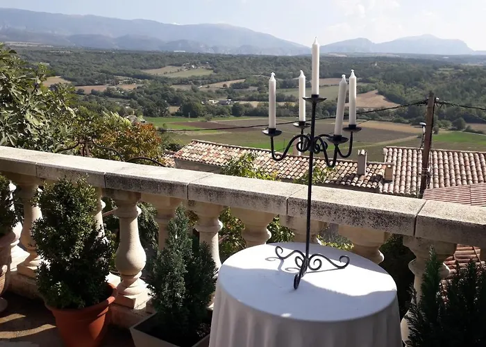 Six Chandelles M'etaient Comptees Bed & Breakfast