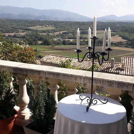 Six Chandelles M'etaient Comptees B&B