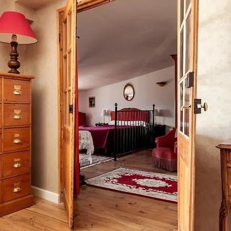 Six Chandelles M'etaient Comptees 3* Puimoisson